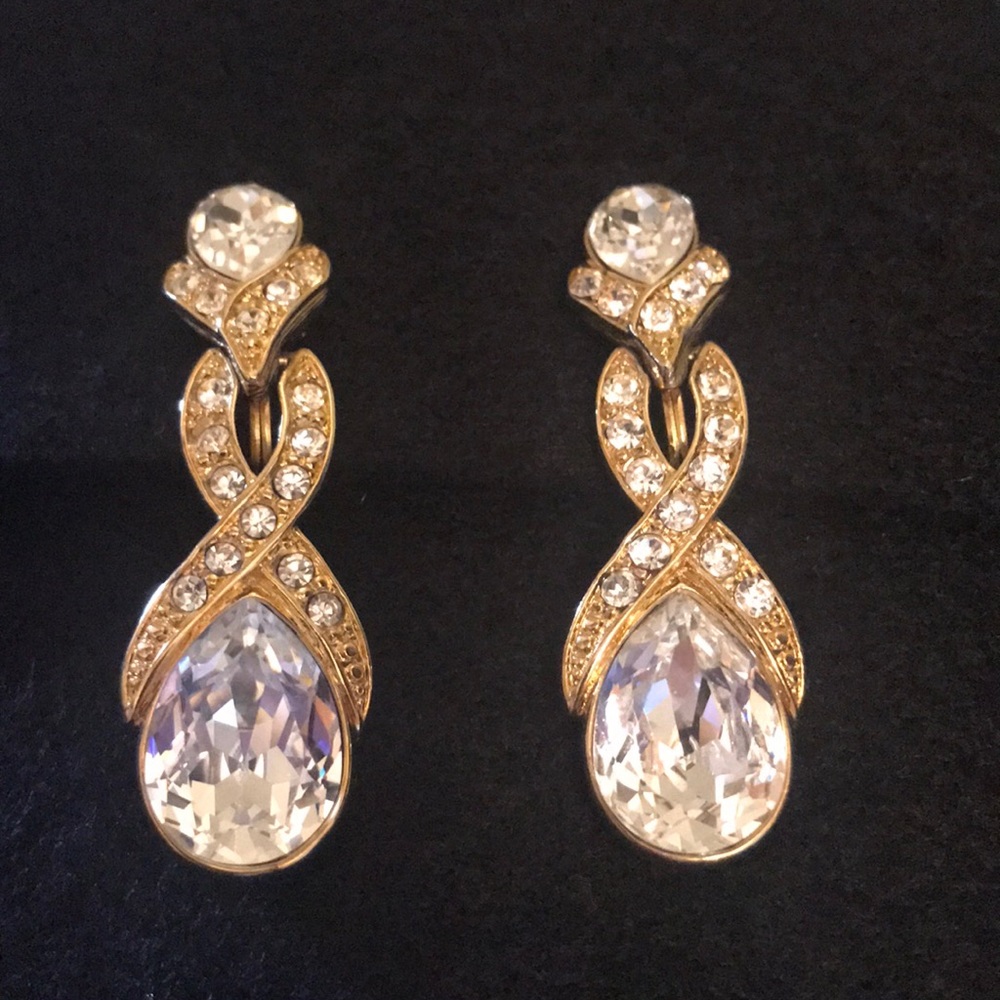 Rhinestone earrings